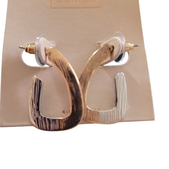 14th & Union Gold Hoop Earrings Set - Picture 2 of 4